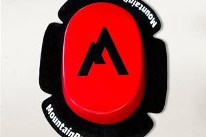Kneeslider hout rood