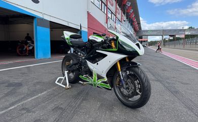 Triumph Daytona 675 trackready