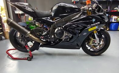 BMW S1000RR met extra set velgen 
